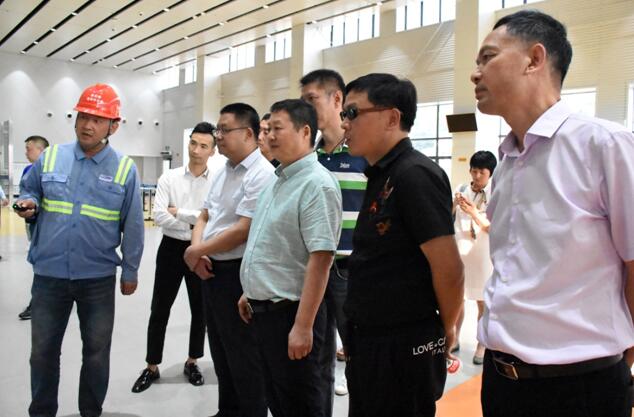 区政协副主席叶明久陪同马哲刚董事长和熊垓智秘书长一行实地调研考察