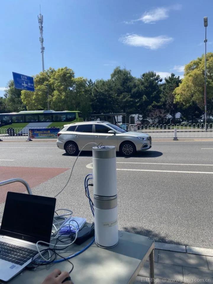 OPPO携手爱立信完成毫米波测试，首家实现外场上下行峰值210Mbps/4Gbps